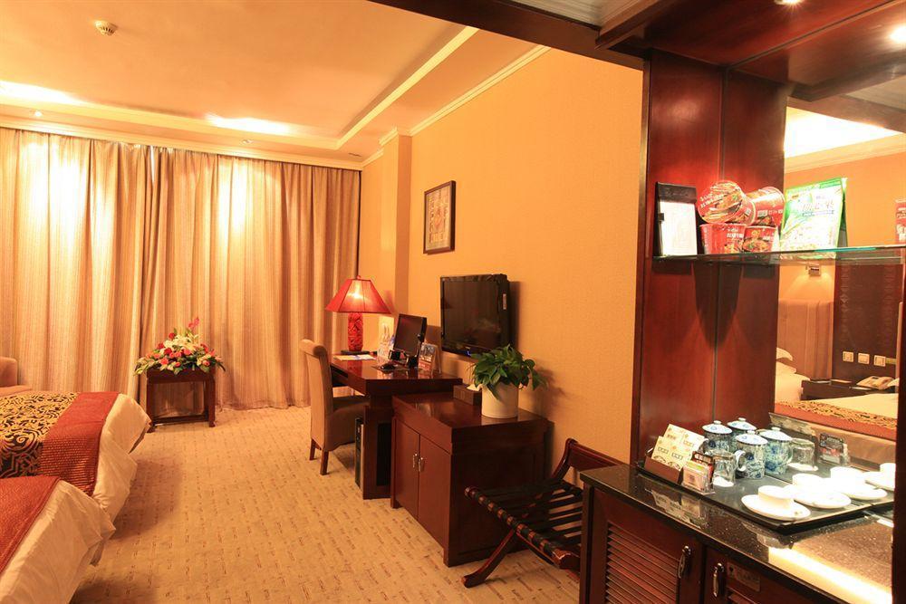 Yiwu Kasion Purey Hotel Bagian luar foto