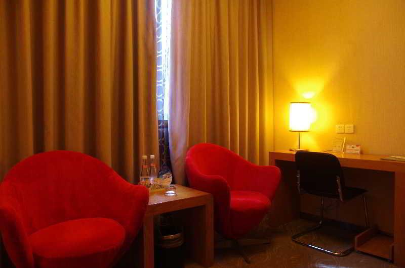 Yiwu Kasion Purey Hotel Bagian luar foto