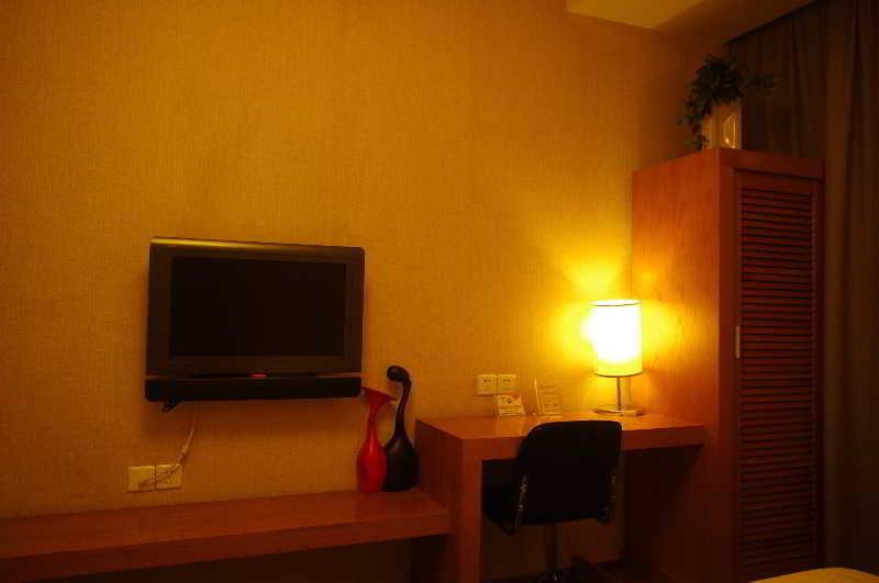 Yiwu Kasion Purey Hotel Bagian luar foto